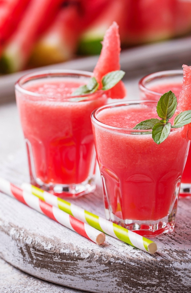 Hladni smoothie od lubenice je sve što nam je potrebno za vruće letnje dane