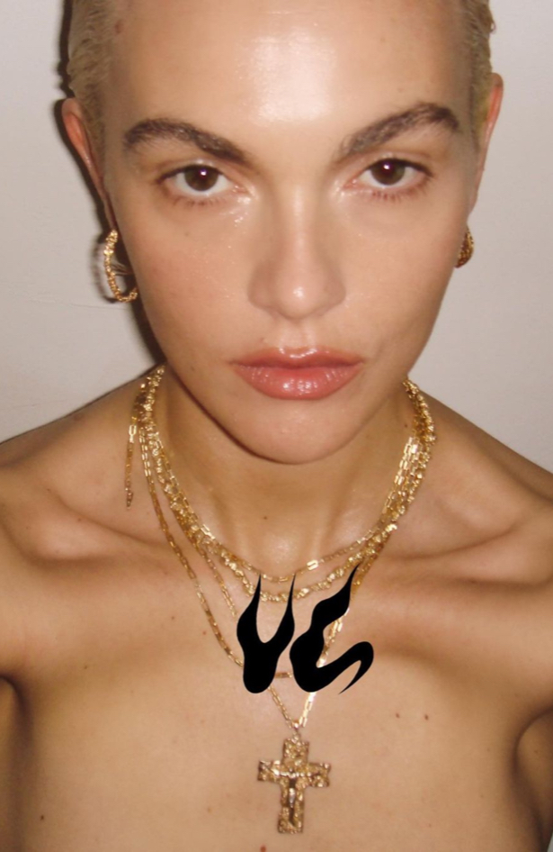 Poznata stilistkinja Veneda Carter ima svoju kolekciju nakita za kojom smo ludi