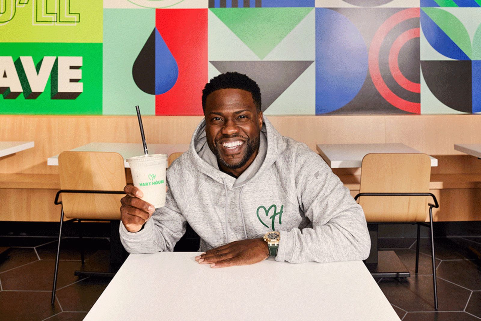 Američki komičar Kevin Hart otvara svoj prvi plant based fast food restoran