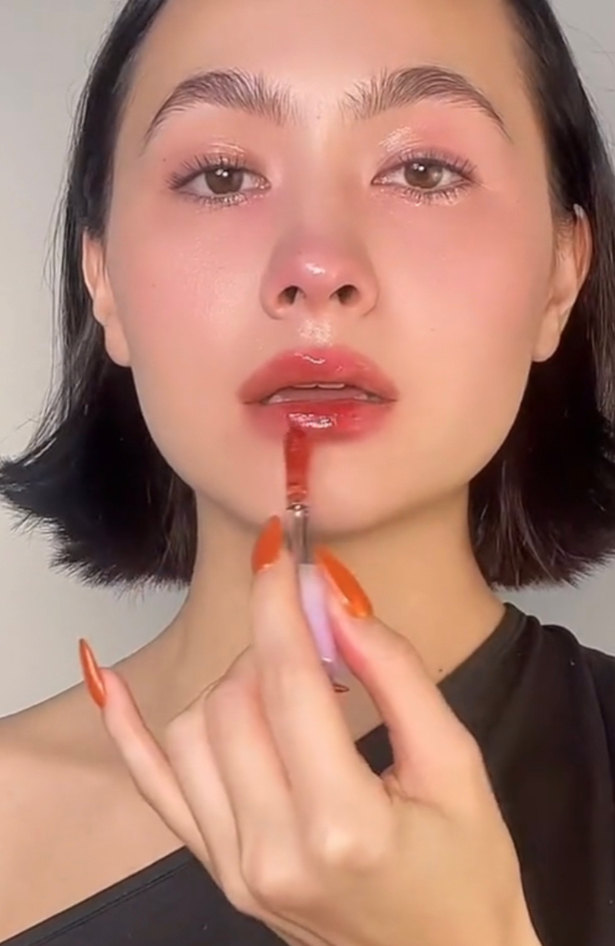 Crying make-up: Najnoviji viralan trend šminke koji romantizuje pojam tuge