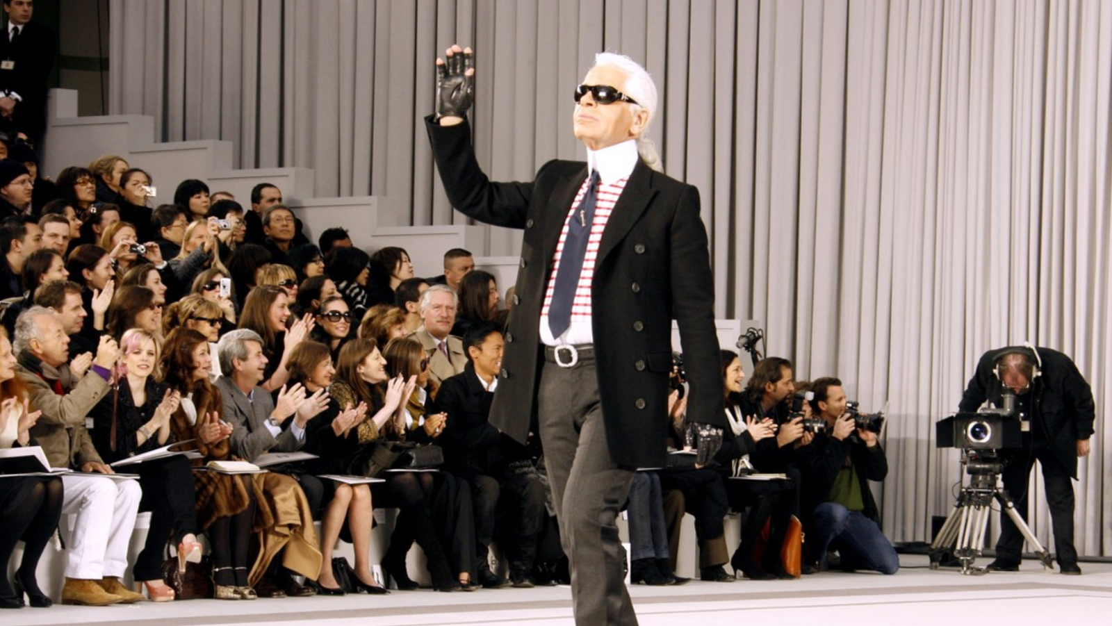 U pripremi je film o modnom genijalcu Karlu Lagerfeldu, a glumiće ga Jared Leto