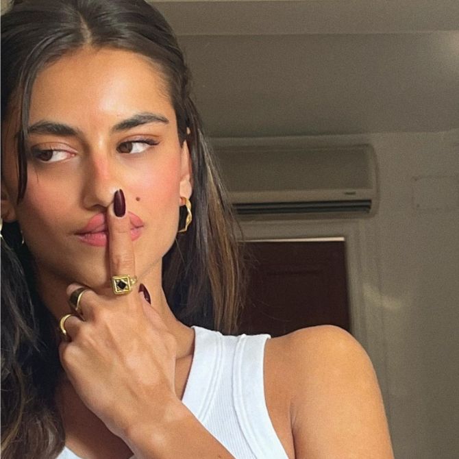 Beauty trick: 90s savet kako lukavo sakriti sitne bubuljice