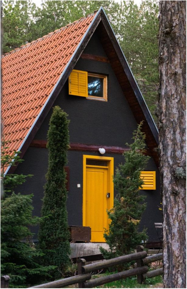 Pronašli smo zanimljivu A-Frame kućicu na Tari u kojoj možete da provedete odmor