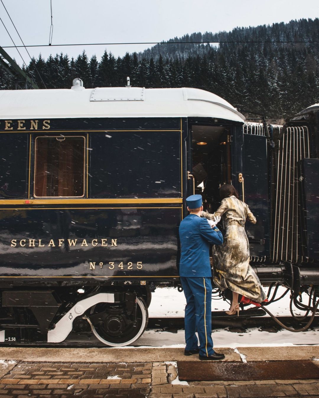 Orient Express prvi puta vozi u prazničnom raspoloženju