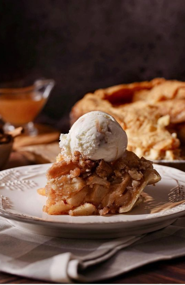 Kolač od jabuke i cimeta – Apple Cinnamon Pie