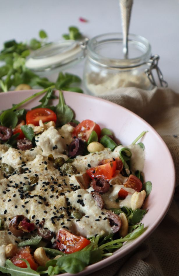 Veganska Cezar salata sa tofu sirom