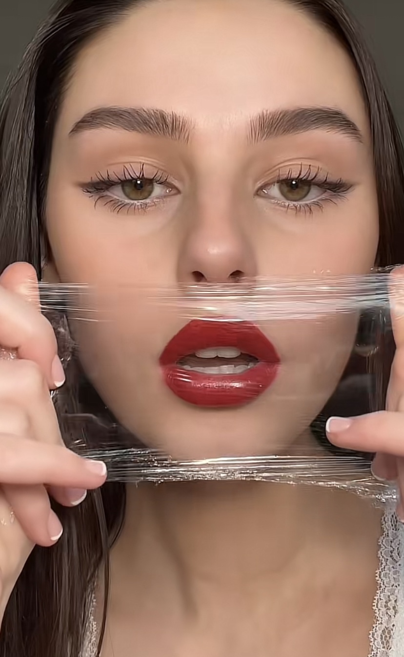 Kiss eye make-up look: Kako postići viralan izgled šminke za Dan zaljubljenih