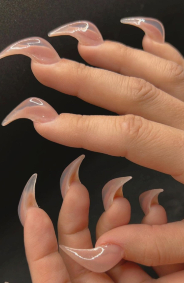 Hypebeast nail art inspo: Claw nails