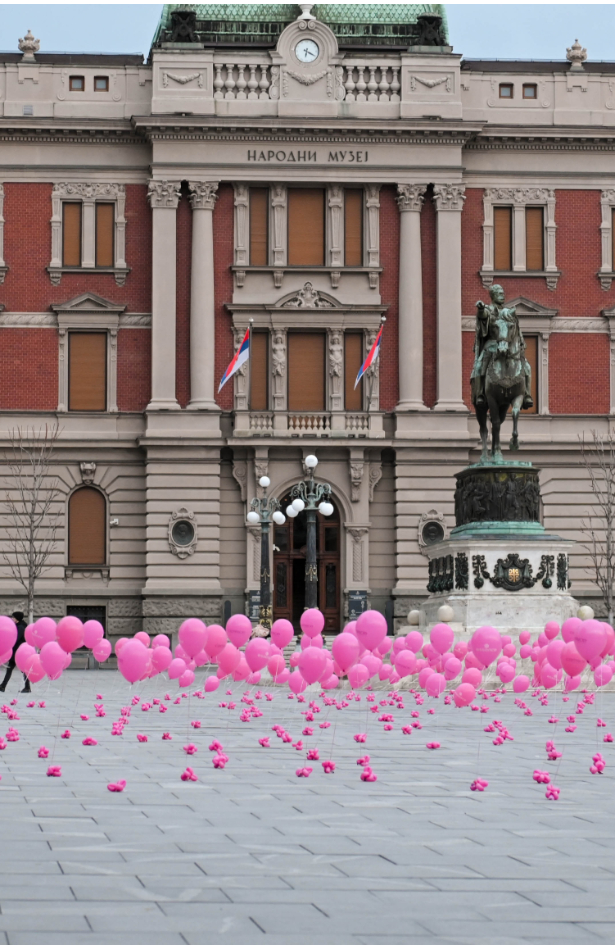 #magicforwomensday: essence i CATRICE na Osmi mart obojili trgove glavnih gradova u ružičasto