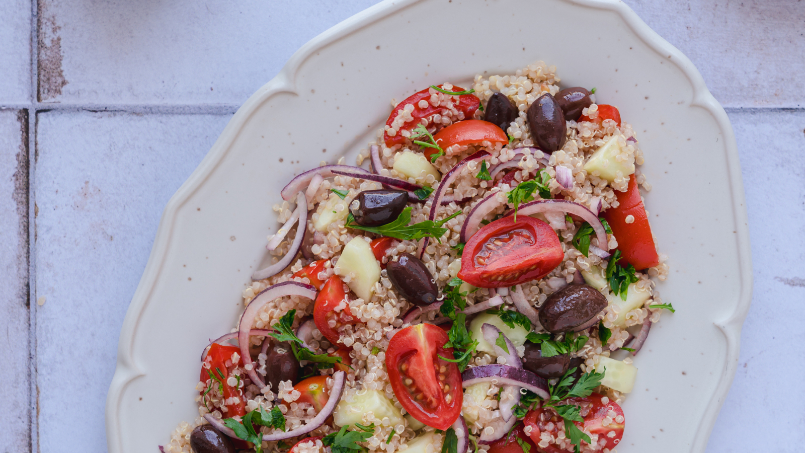Gastro putovanje u Grčku: Mediteranska salata od kinoe 