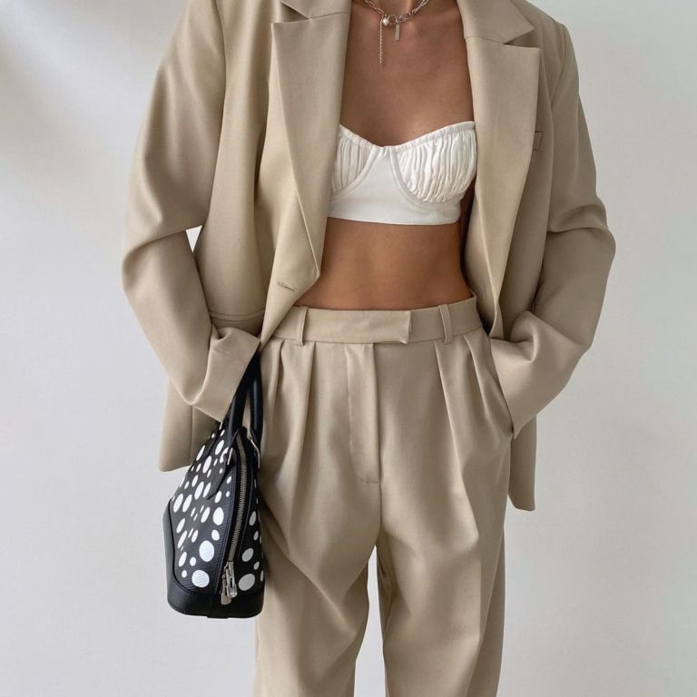 7 savršenih: Wide leg pantalone u boji peska