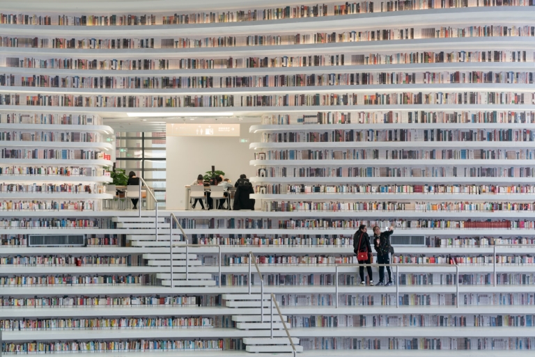 The Eye Library: Vodimo vas u obilazak biblioteke sa milion knjiga