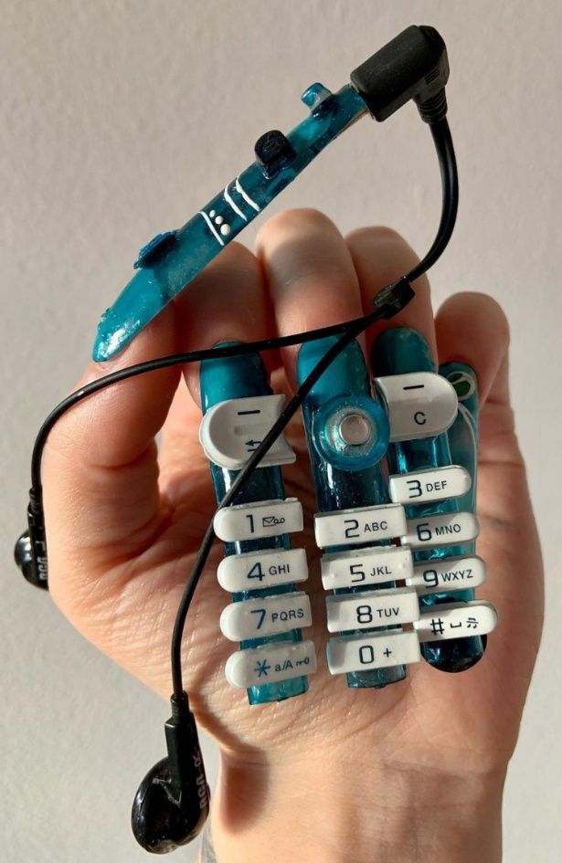 Hypebeast nail art inspo: Phone nails