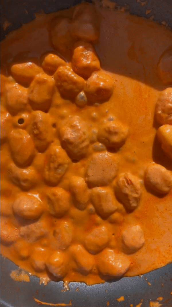 Njoke u kremastom sosu od paradajza i sira