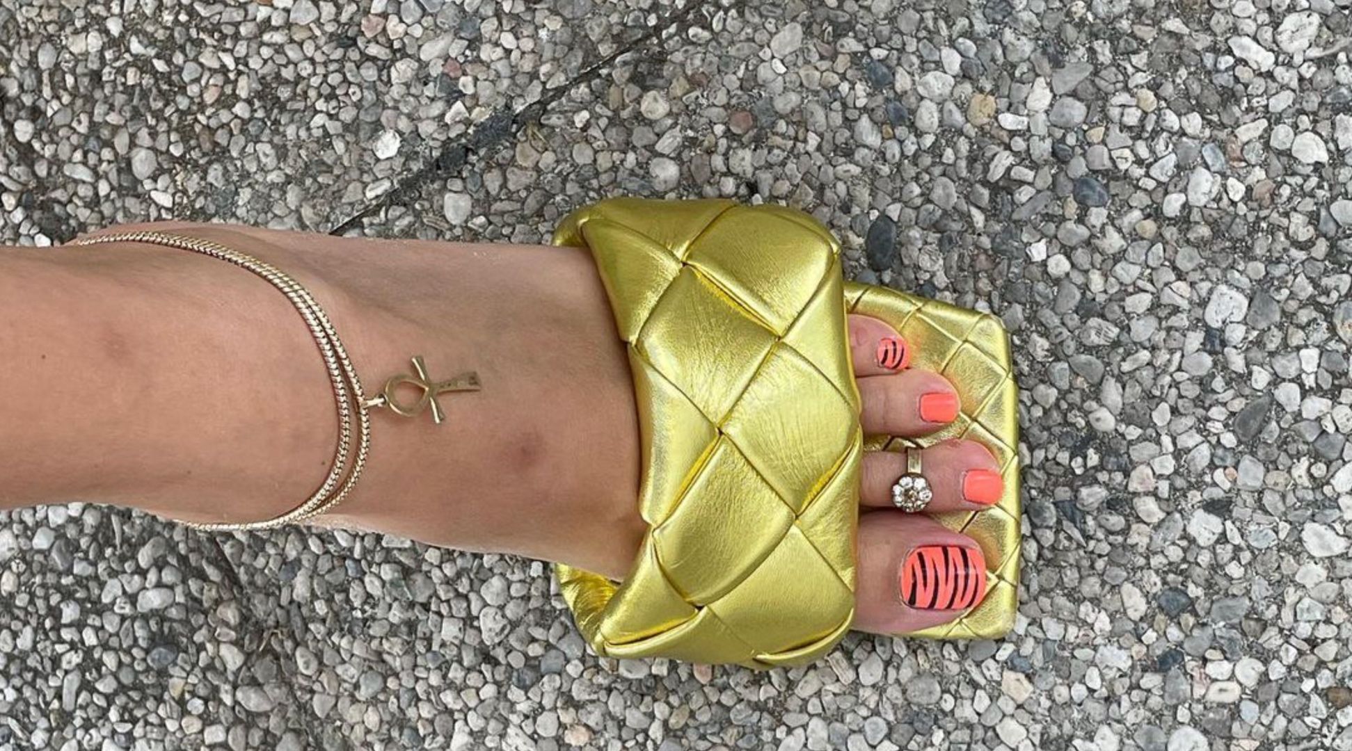 Trend alert: Toe ring