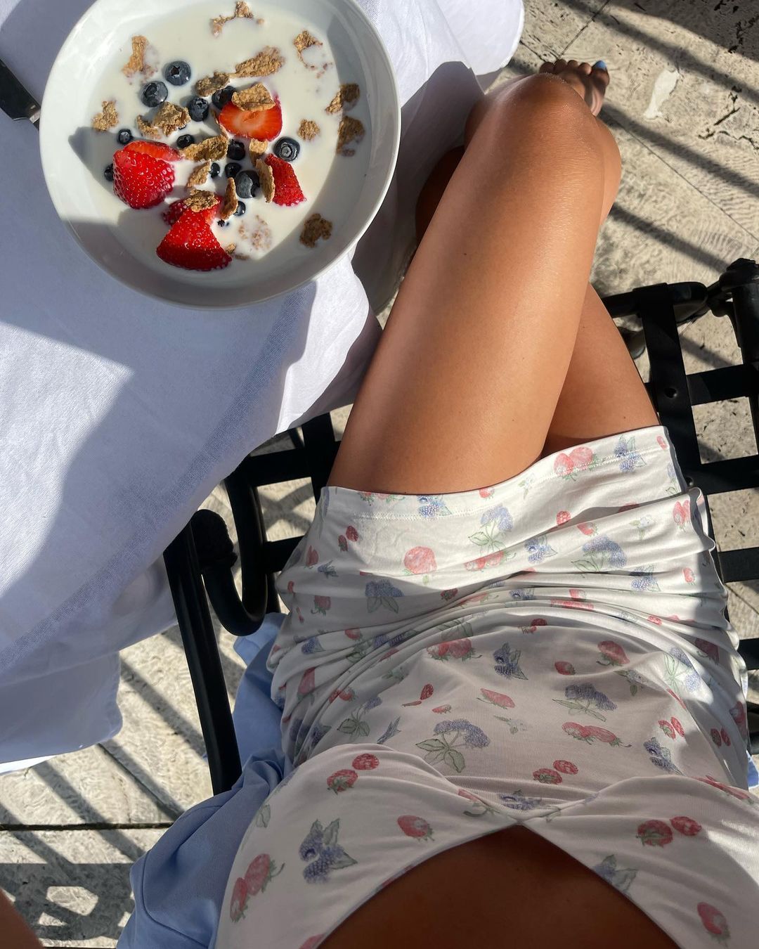 „Strawberry legs“ i kako ih se rešiti ovog leta