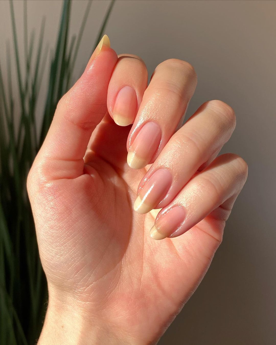 Da li naked nails trend zaista može da zavlada ovom letnjom sezonom?