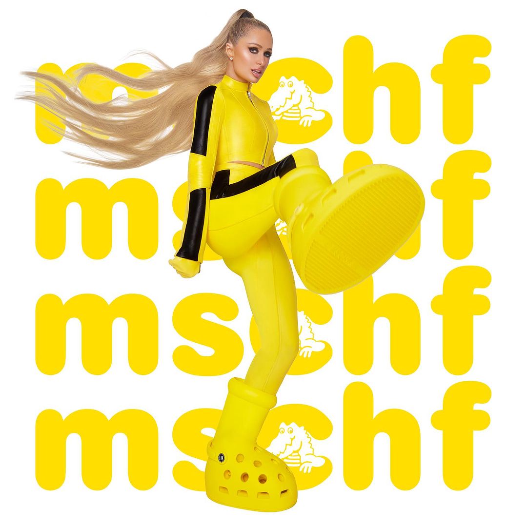 That’s hot: Paris Hilton lice MSCHF x Crocs kampanje