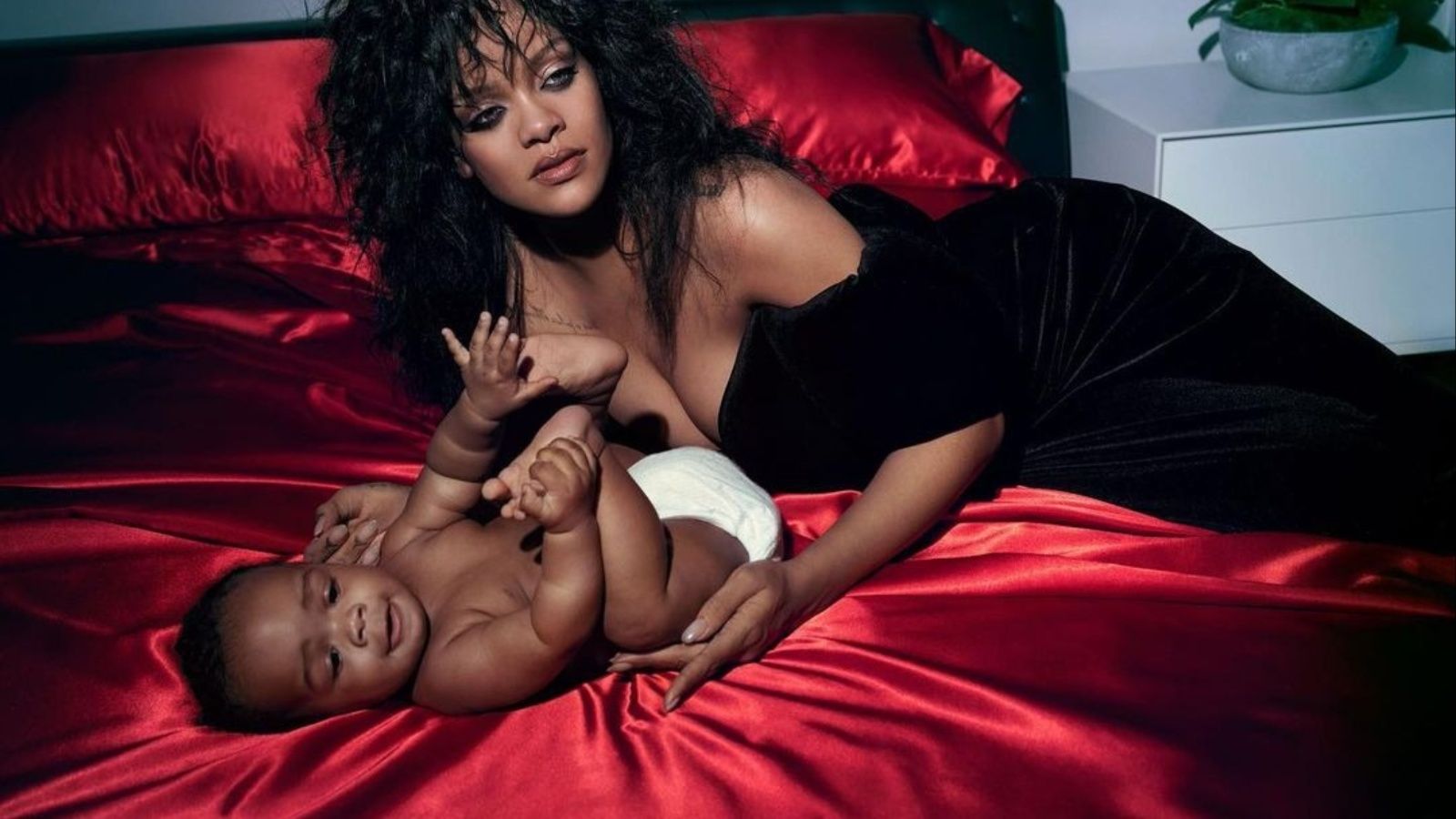 Rihanna lansirala svoju novu maternity kolekciju