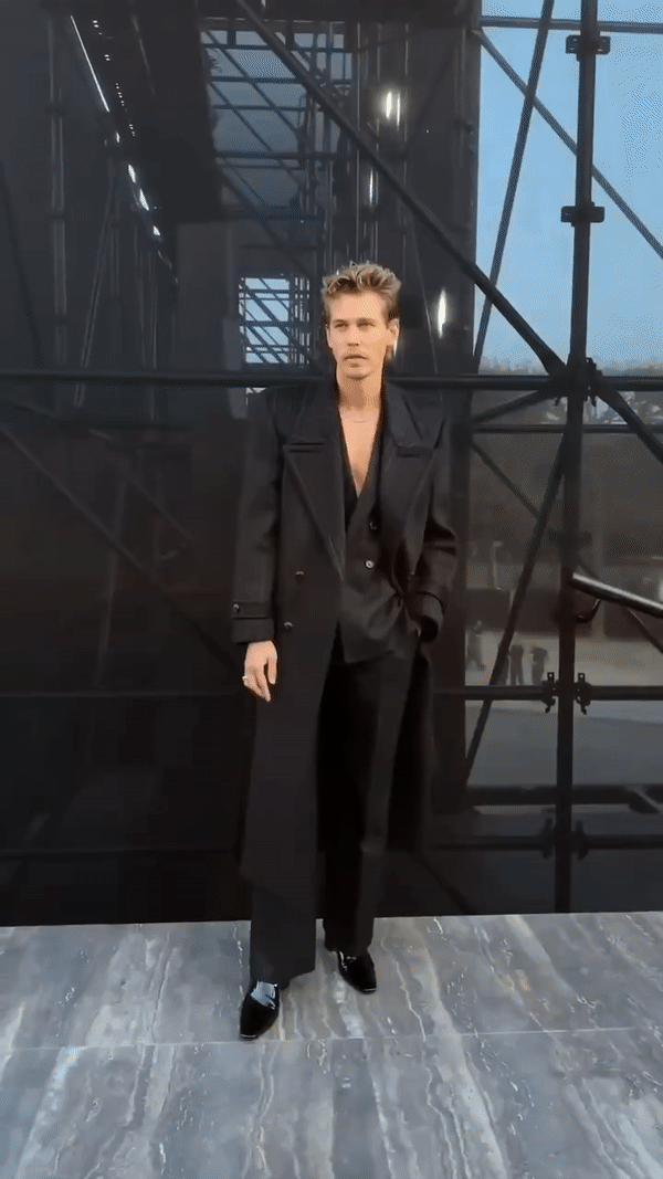 Glumac Austin Butler počasni gost na YSL reviji u Parizu