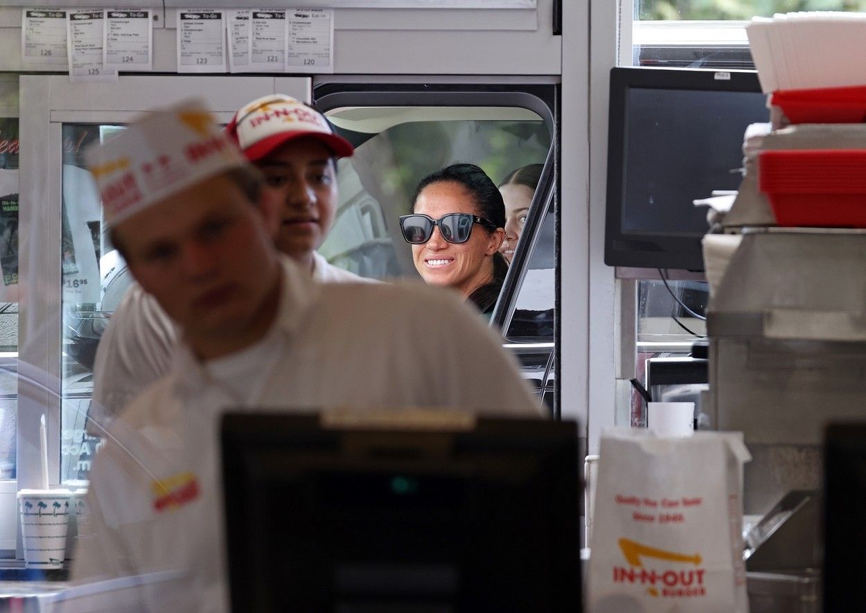 Megan Markle (kao i mi) voli In-N-Out burgere