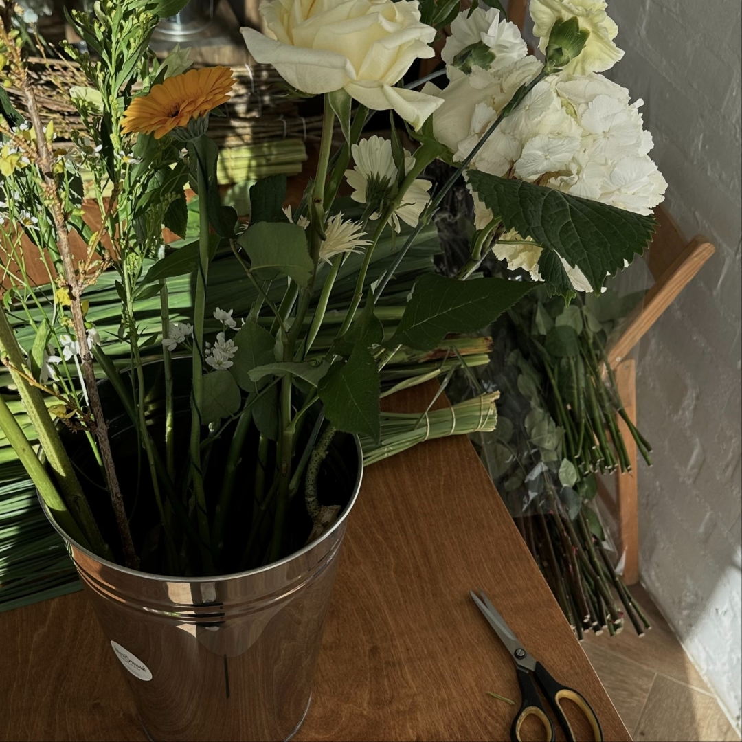 How to: Aranžiranje cveća u vazi
