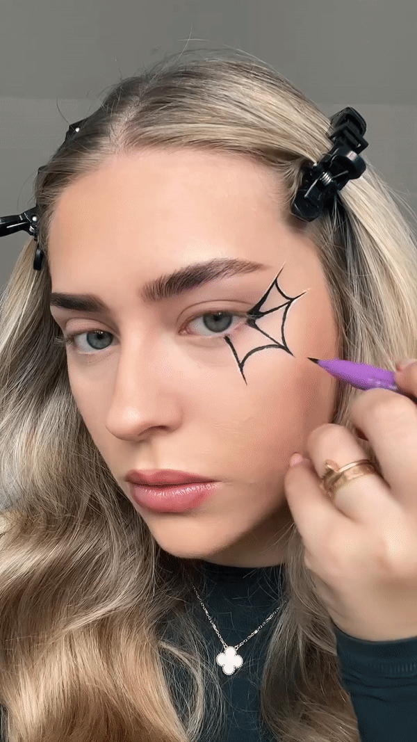 Spooky makeup inspo: Evo kako da se našminkate za Halloween