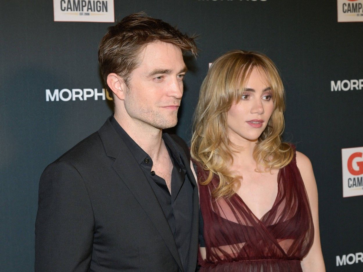 Robert Pattinson i Suki Waterhouse čekaju prvo dete