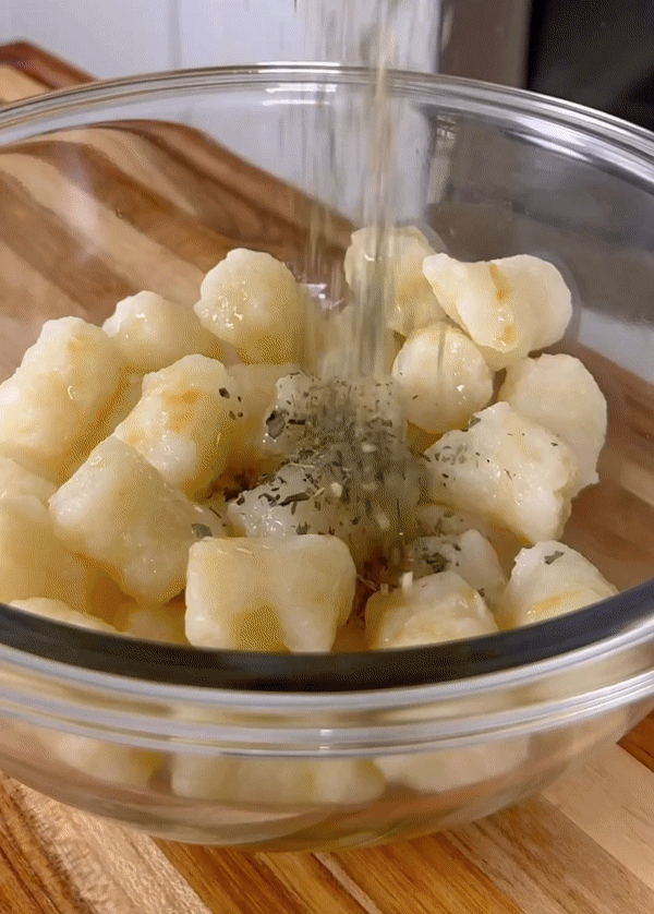 Hrskave njoke sa parmezanom – imamo recept