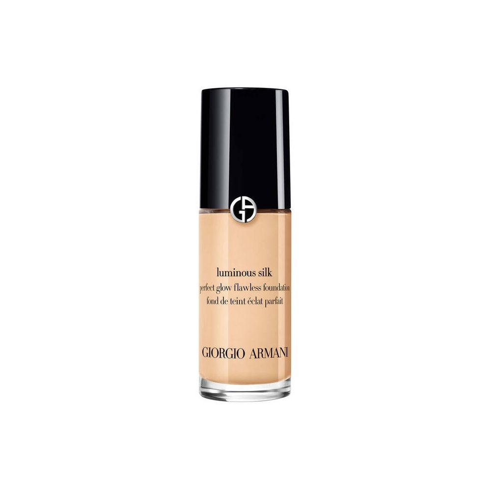 Armani Luminous Silk Foundation