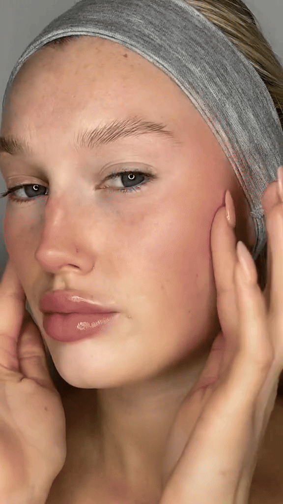 One dip makeup challenge: Makeup look sa nekoliko kapljica proizvoda? Moguće je!