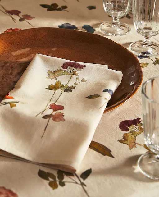 FLORAL-COTTON-NAPKINS