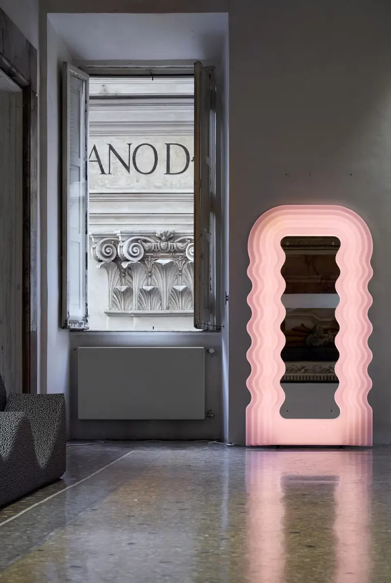Ultrafragola Mirror/Lamp by Ettore Sottsass