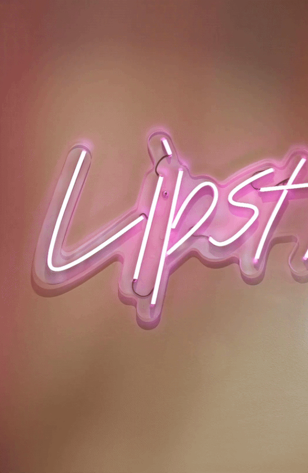 Otkrili smo Lipstick LAB – mesto na kom sami možete napraviti svoj karmin, sjaj ili balzam za usne