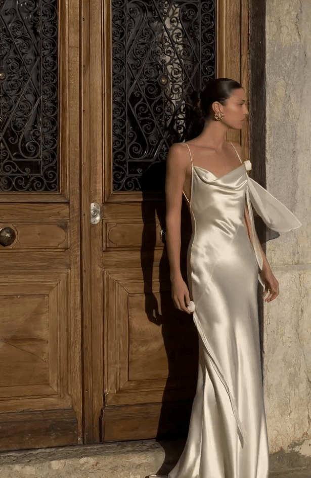Soft feminine glow: RAT & BOA novom Genesis kolekcijom predstavlja timeless elegantne komade