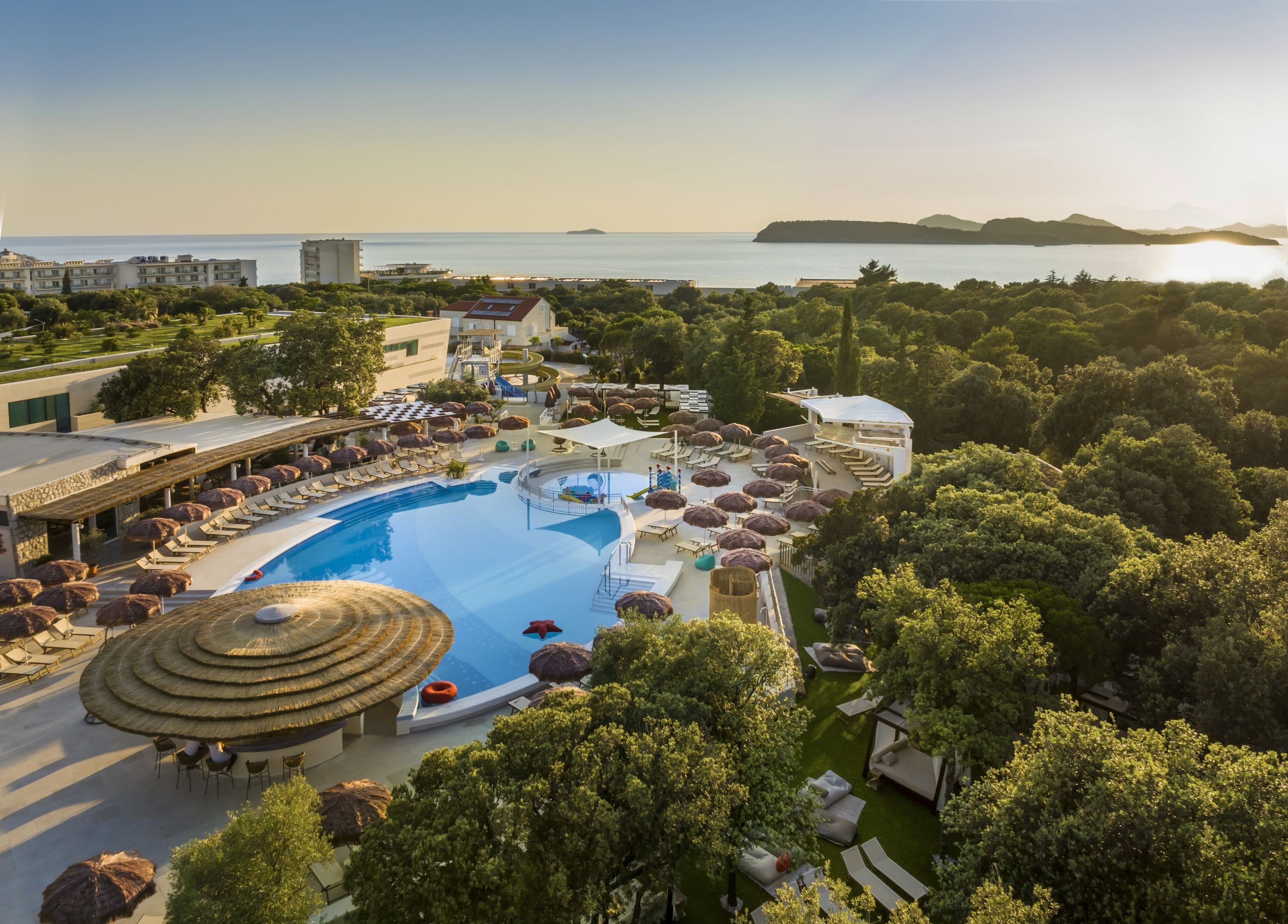 Valamar Tirena Hotel_air view panorama_01 (9363) [original]