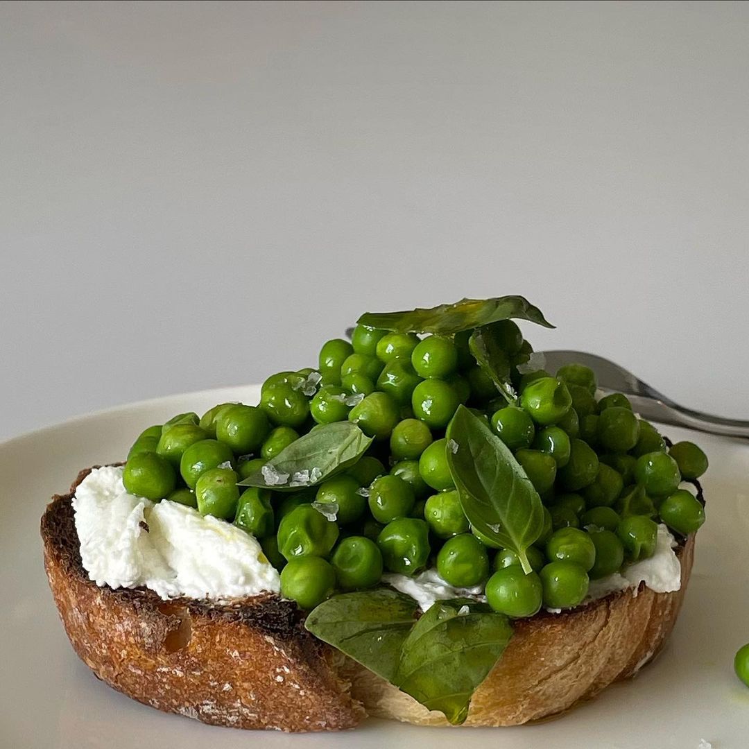ideja za doručak recept grašak rikota tost (2)