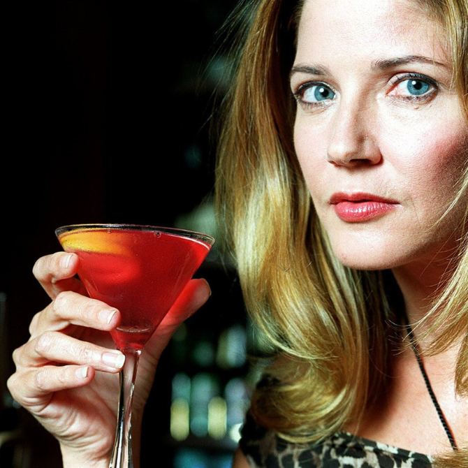 Ko je Candace Bushnell – i kako je njen život inspirisao kultnu seriju „Sex and the City” ?