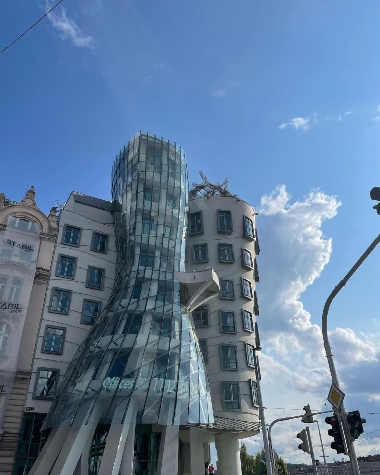 prag instagram 2