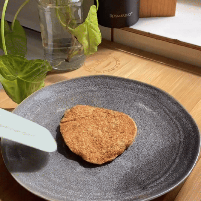 Ukoliko razmišljate o prelasku na biljnu ishranu, otkrivamo recept za veganske palačinke čiji je glavni sastojak lan