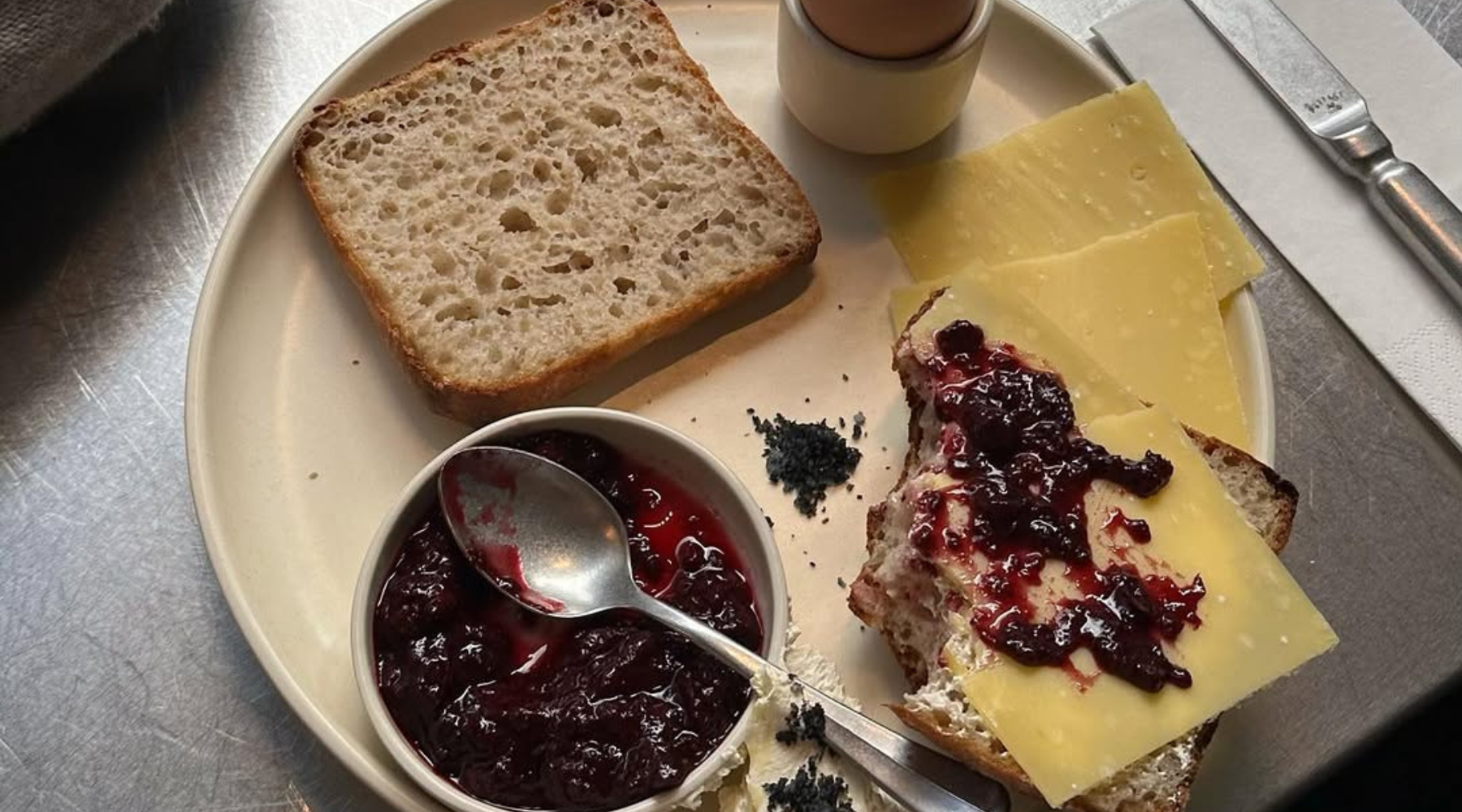 Breakfast around the world: Šta doručkuju Danci, Francuzi, a šta Amerikanci