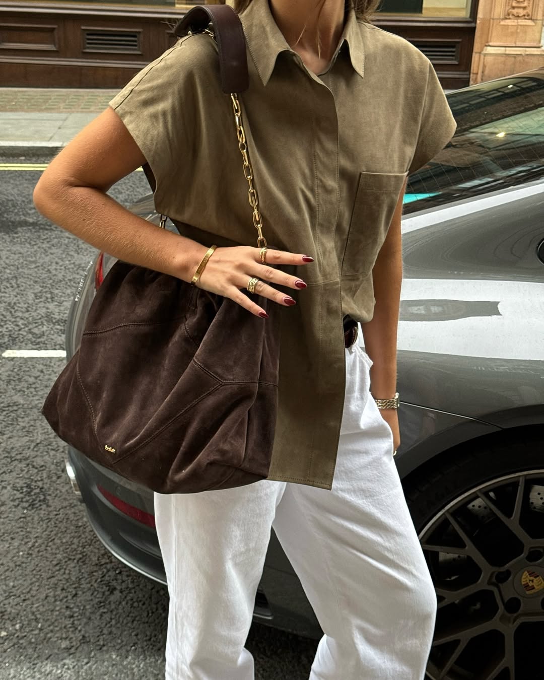 Bele farmerke su sve što vam je potrebno za cool girl look – evo i kako ih stilizujemo