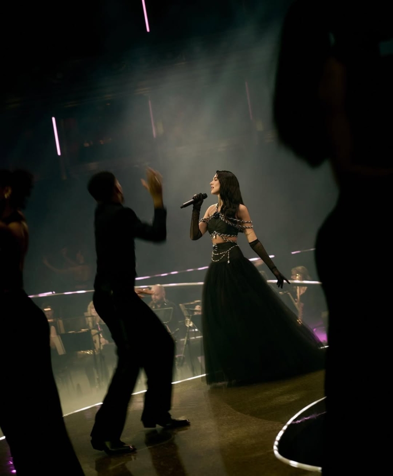 An Evening With Dua Lipa potpuna promena imidža koncert poznate zvezde pevačica