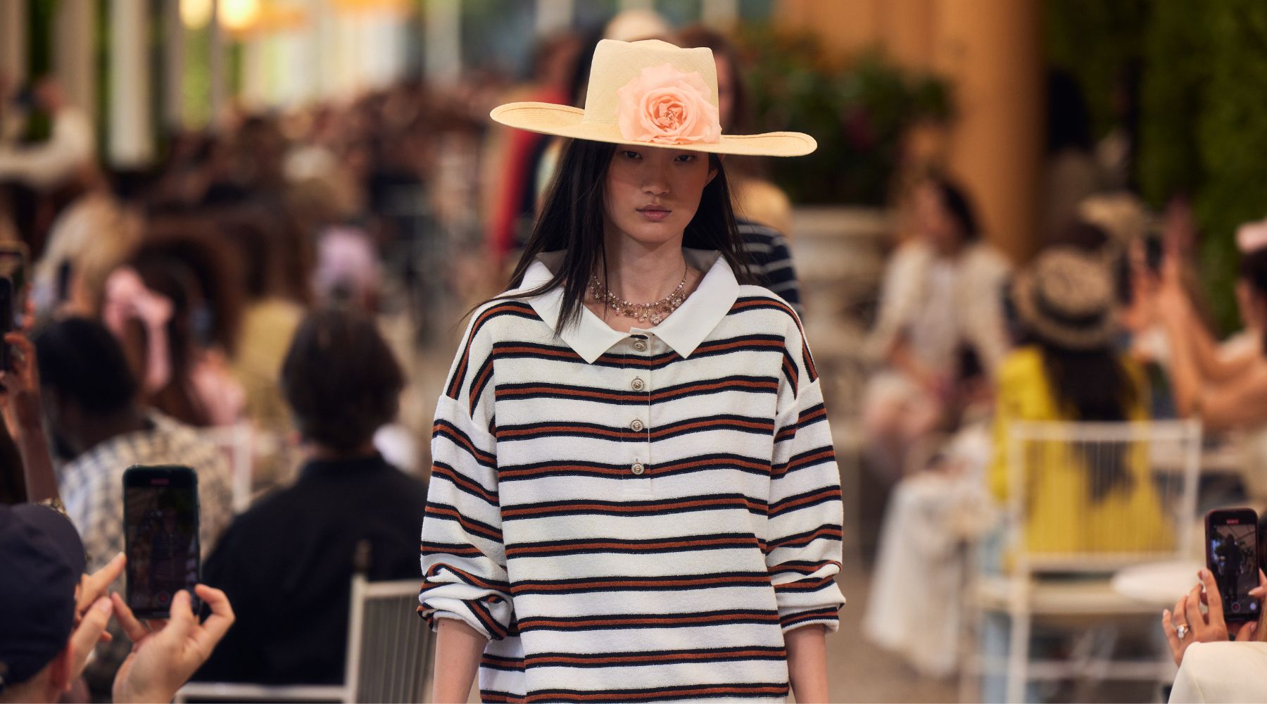 Beg u Italiju: CHANEL cruise kolekcija nas vodi na šareni odmor