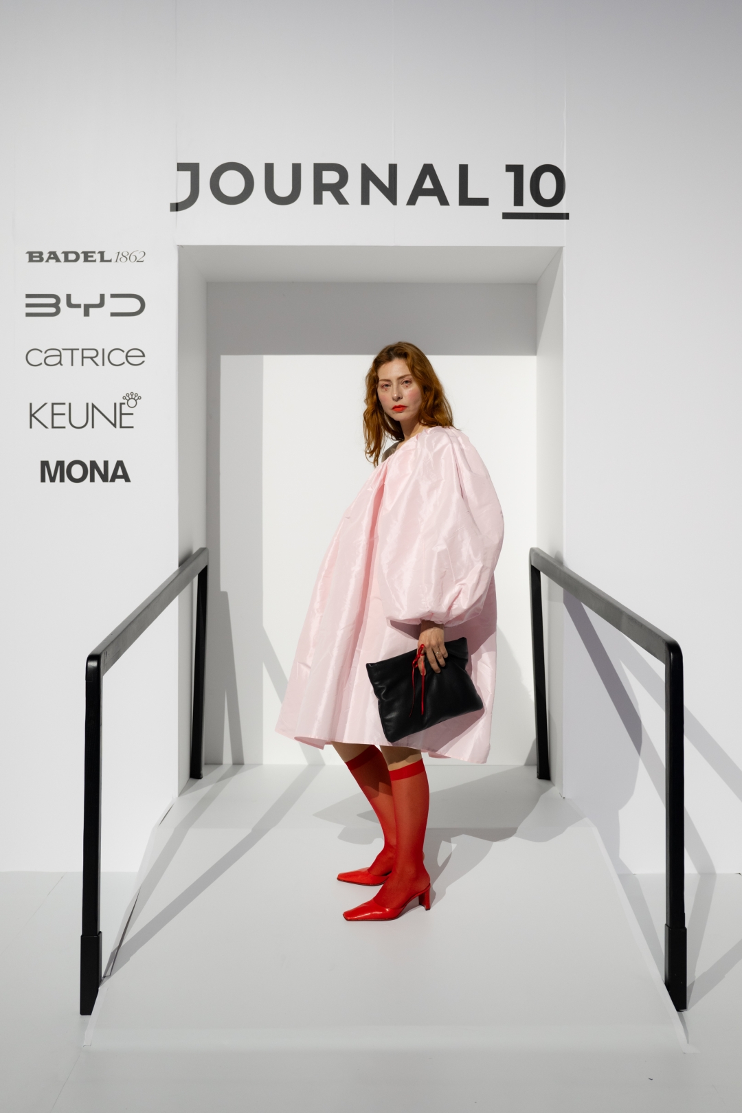 journal 10 wall zvanice srb (2)