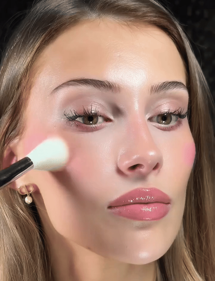 Beauty obsession: Dior Backstage Rosy Glow Stick rumenila osvajaju društvene mreže