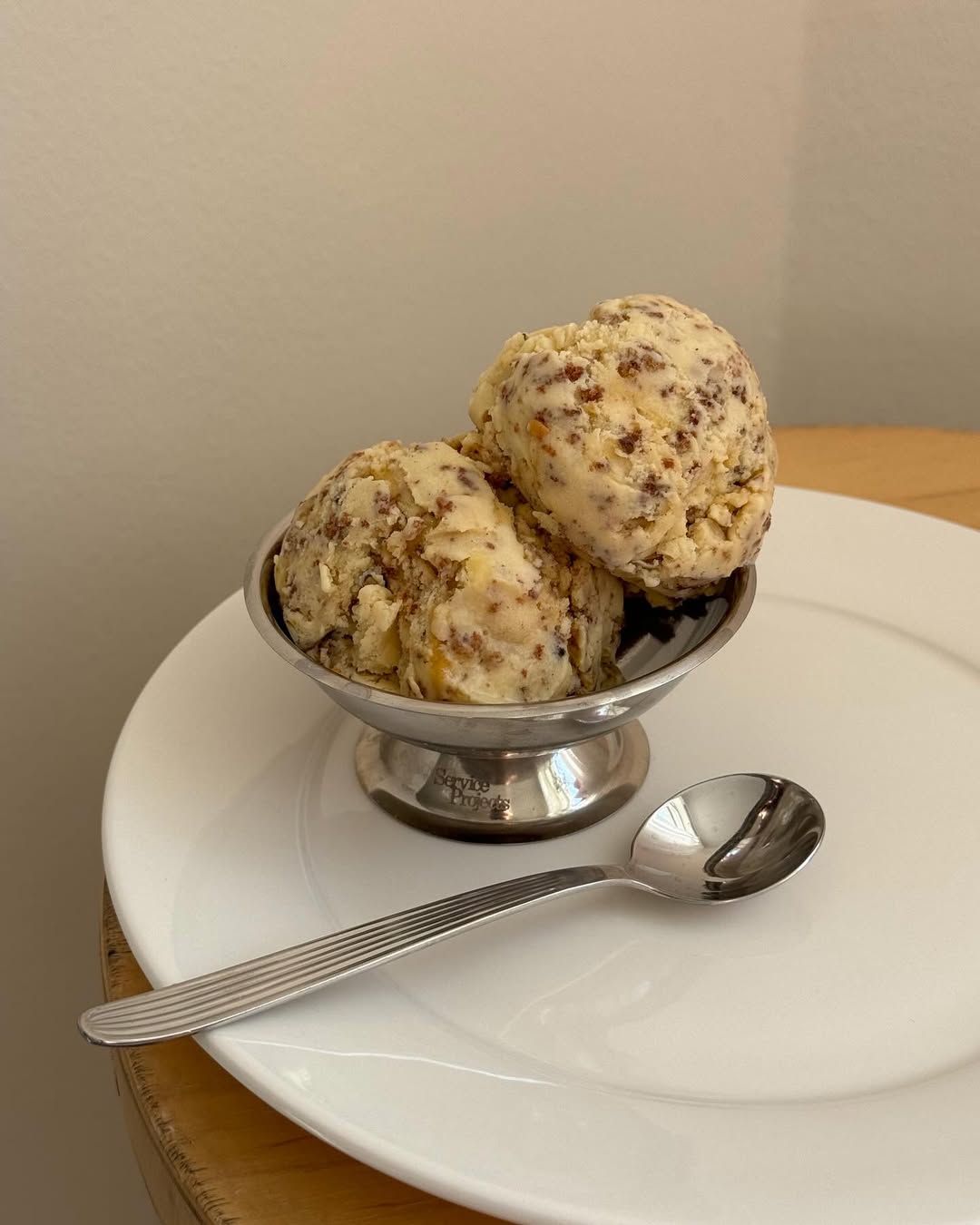 Sladoled za doručak? Evo zašto ovaj viralni recept za (homemade) desert želimo što pre da isprobamo