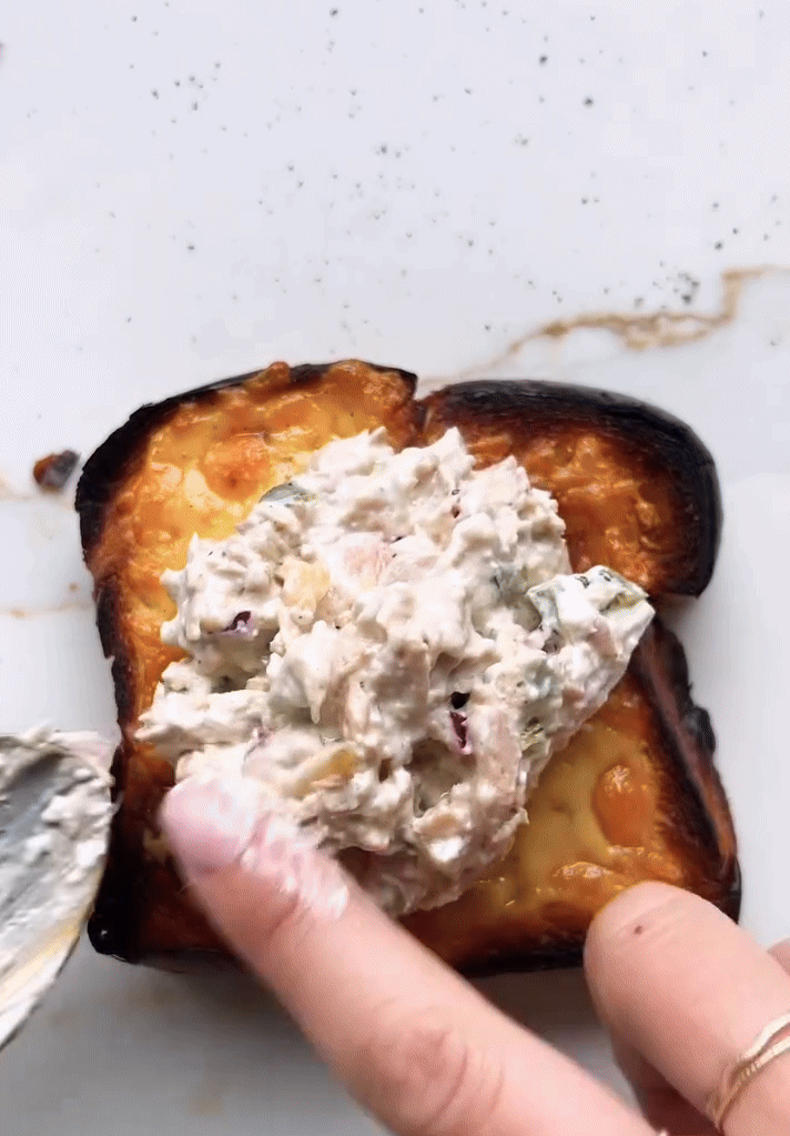 Tuna Melt sendvič je ukusan, zdrav (i popularan) – a mi donosimo najbolji recept