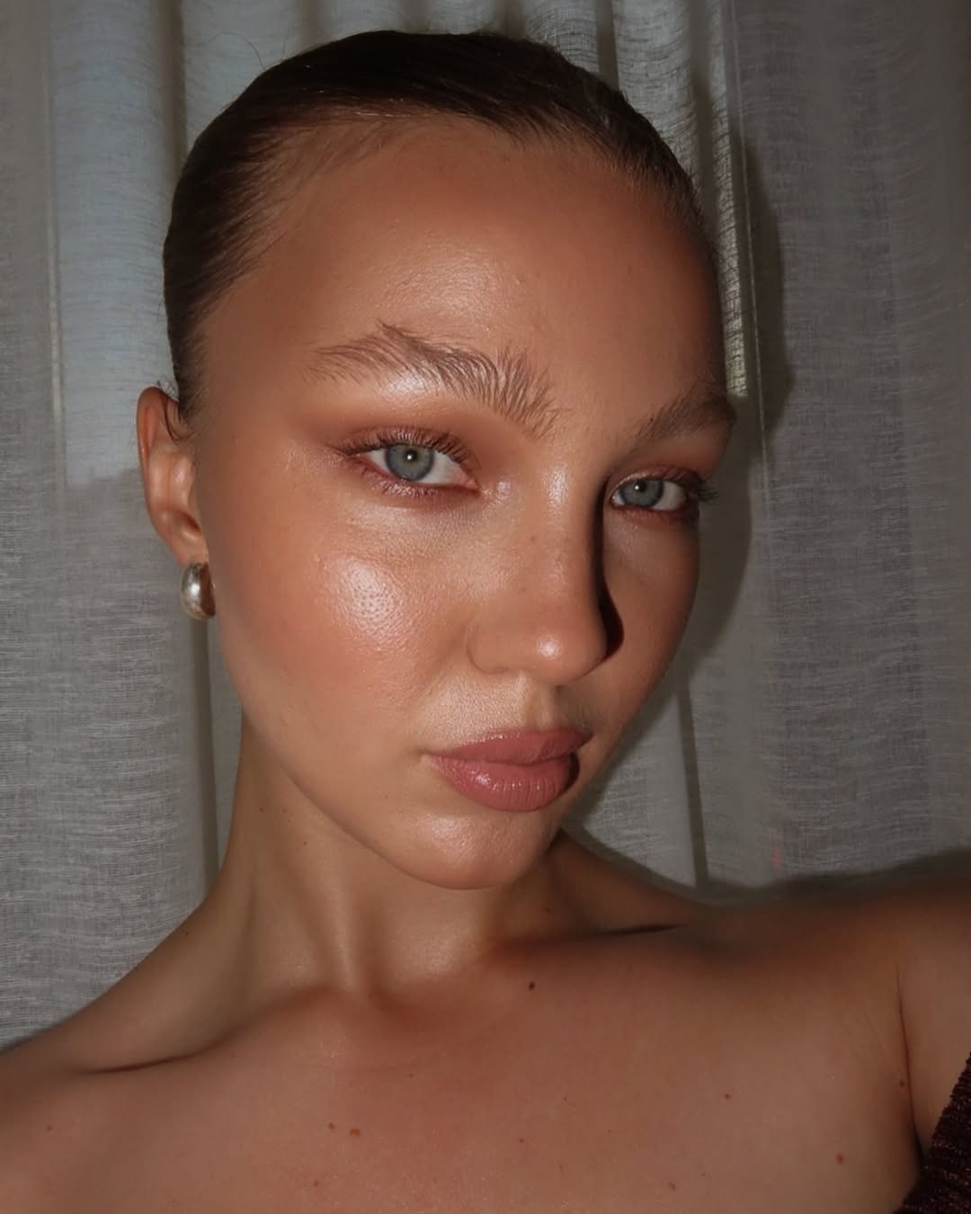 Nova letnja opsesija beauty zajednice su narandžaste maskare – imamo omiljenu