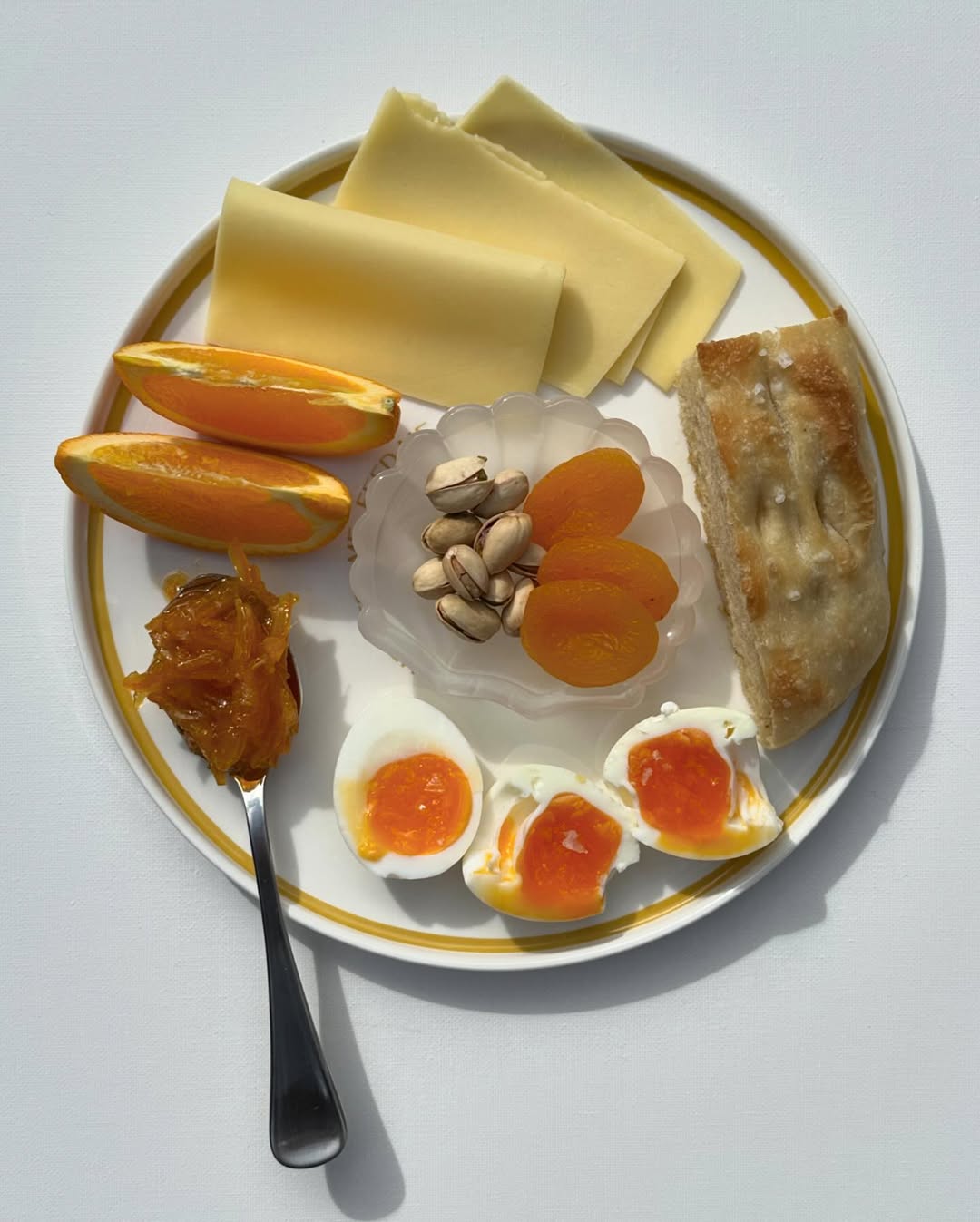 „Snack plate” je TikTok trend koji je u isto vreme kreativan i koristan, te nudi bezbroj ideja za užinu